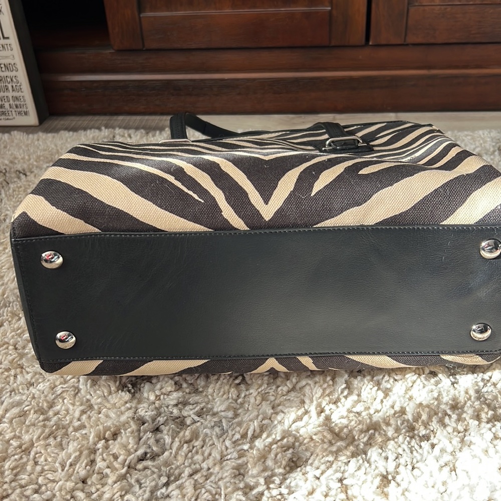 Coach Tote zebra print in tan & black leather trim & handles EUC - Picture 6 of 13